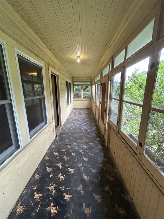 15 Conway St, Beverly, MA Photo #6