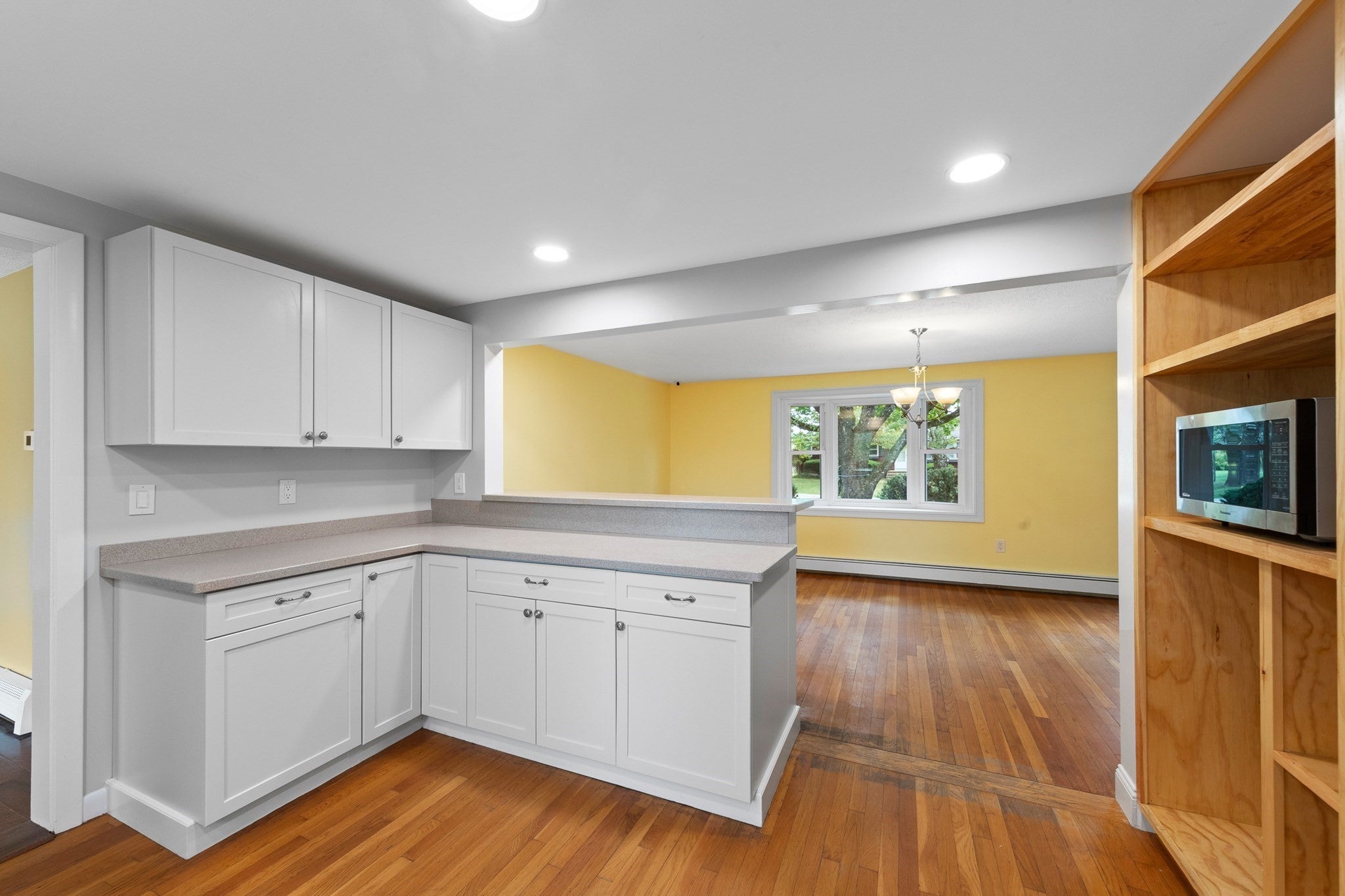 48 Sunset Drive, Northbridge, MA Photo #17