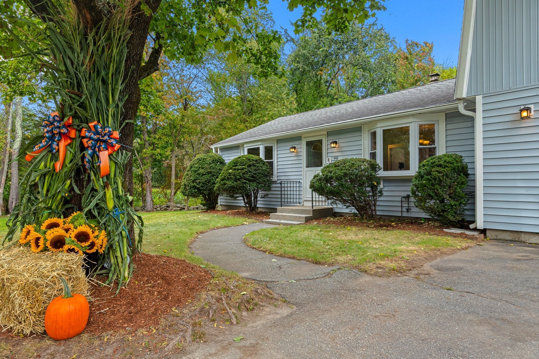 48 Sunset Drive, Northbridge, MA Photo #3
