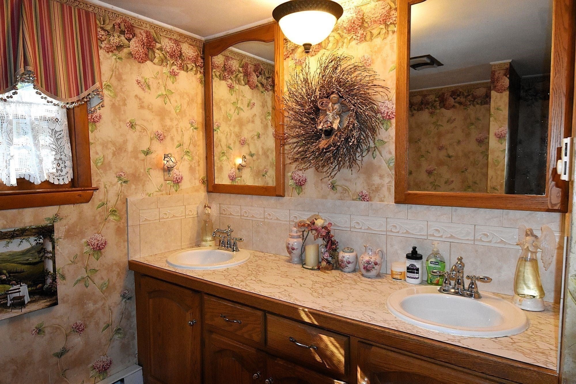 17 Wedgewood Ln, Millbury, MA, 17 Wedgewood Ln, Millbury, MA Photo #25