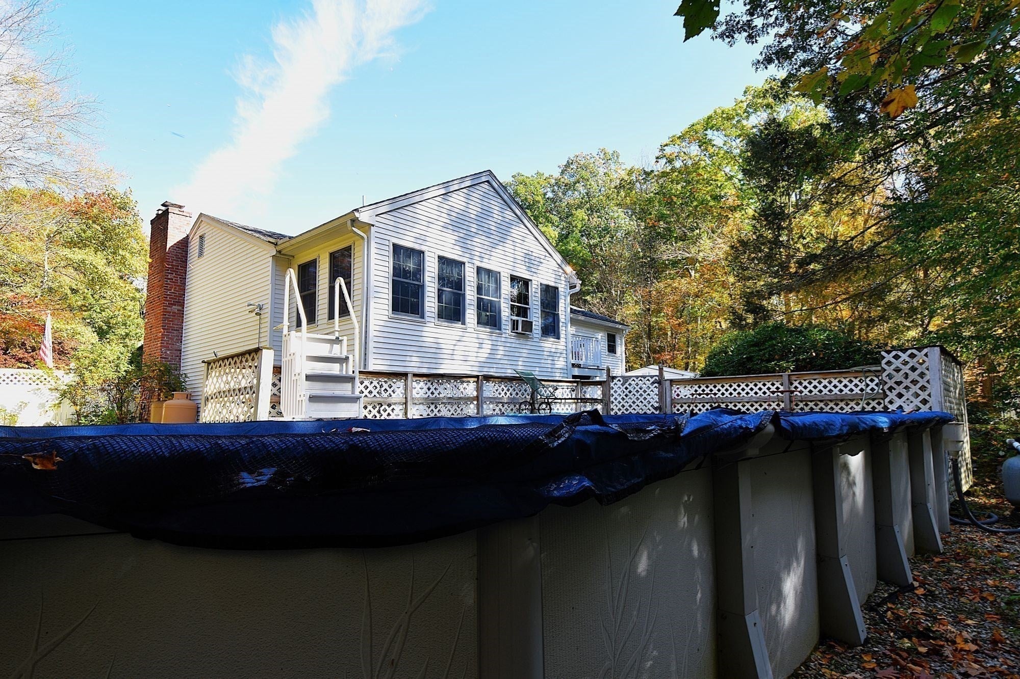17 Wedgewood Ln