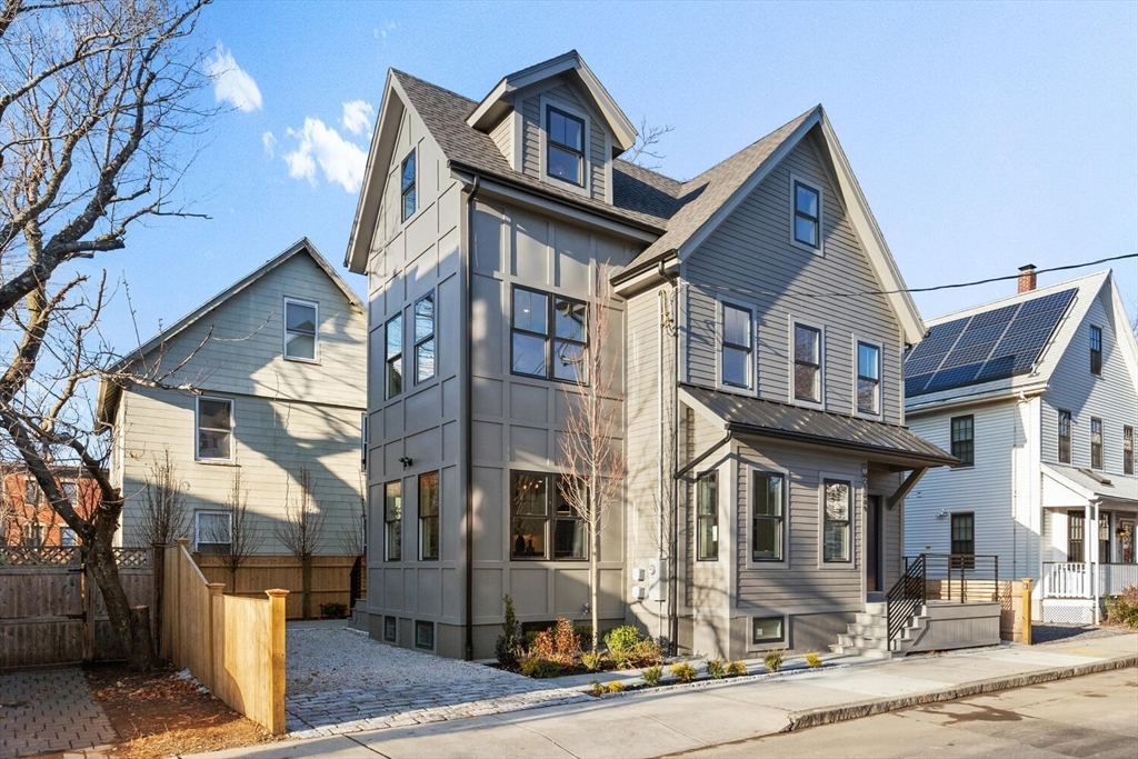 13 Morgan St
