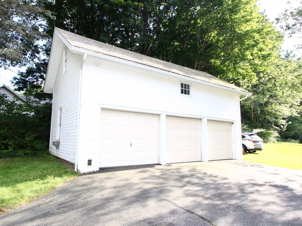 85 Bailey Rd, Holden, MA, 85 Bailey Rd, Holden, MA Photo #18