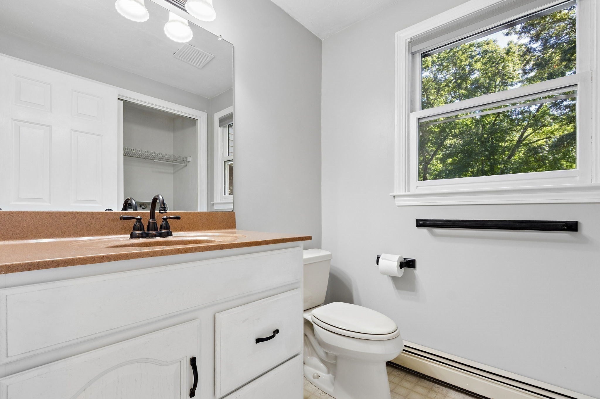 23 Oak St, Medway, MA, 23 Oak St, Medway, MA Photo #14