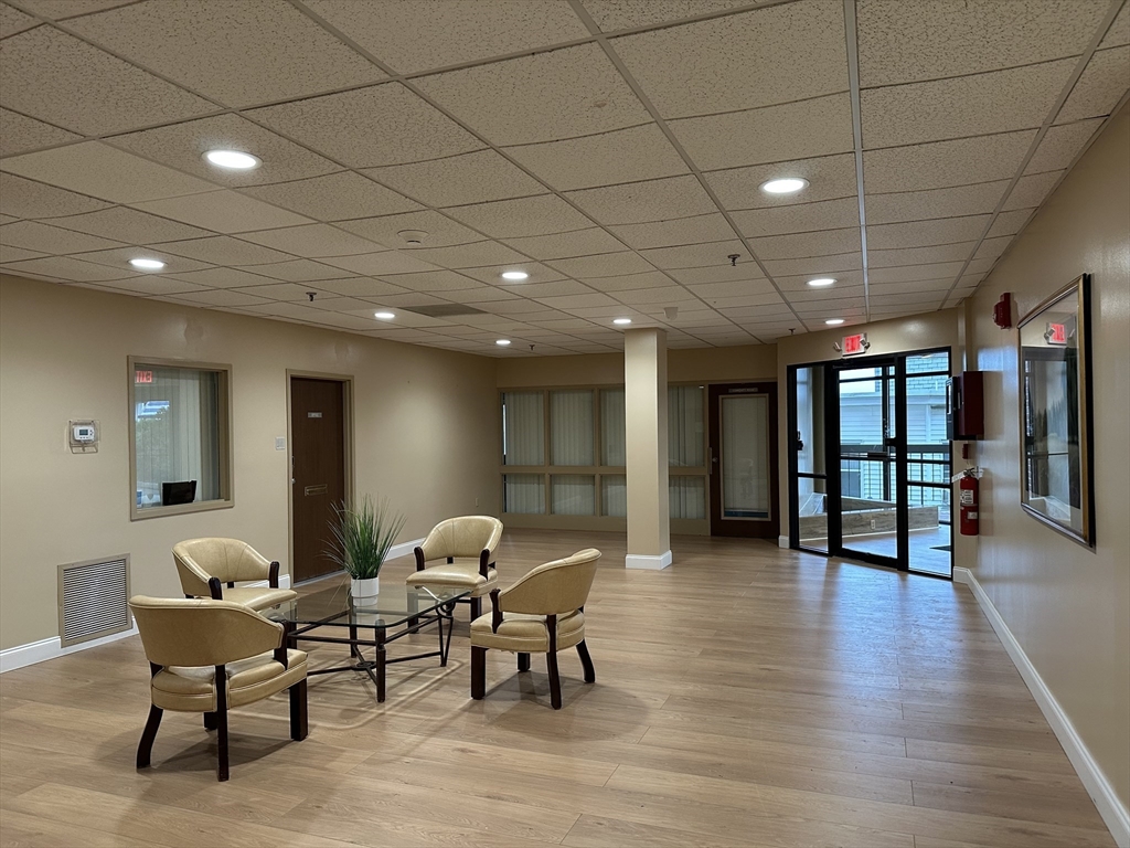 12 Chancery Ct 205