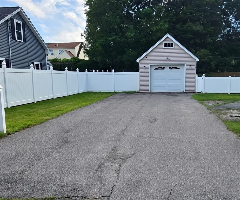 15 Dinsmore Street, Lowell, MA Photo #22