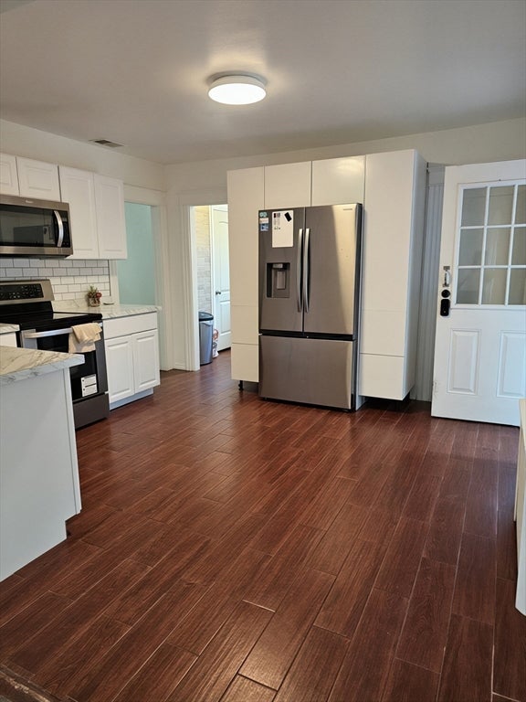 15 Dinsmore Street, Lowell, MA Photo #9