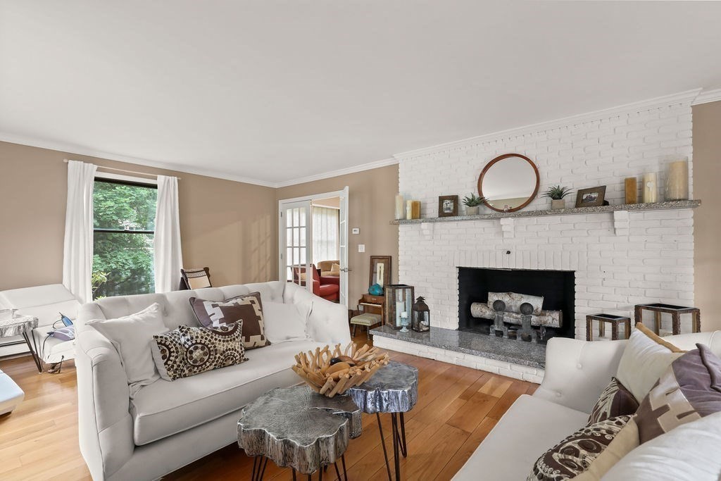 128 Converse  Rd