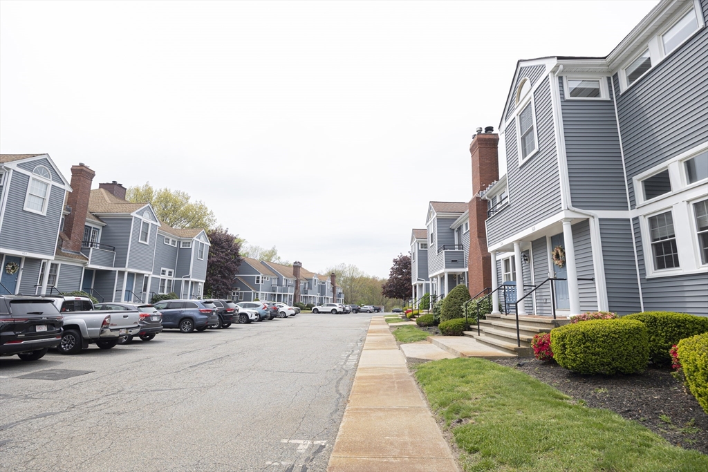 501 Auburn St 303