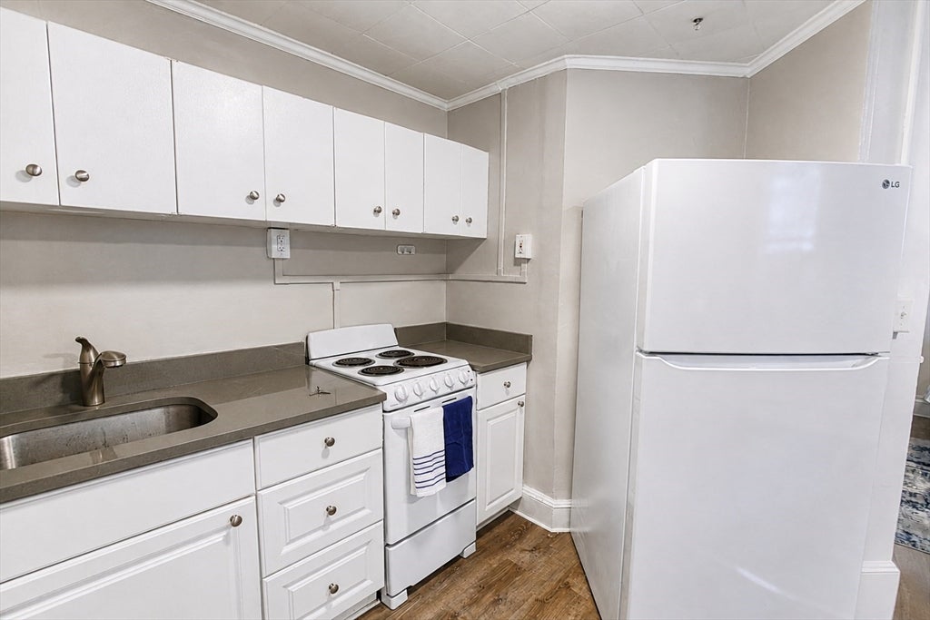 16 Chauncy St B