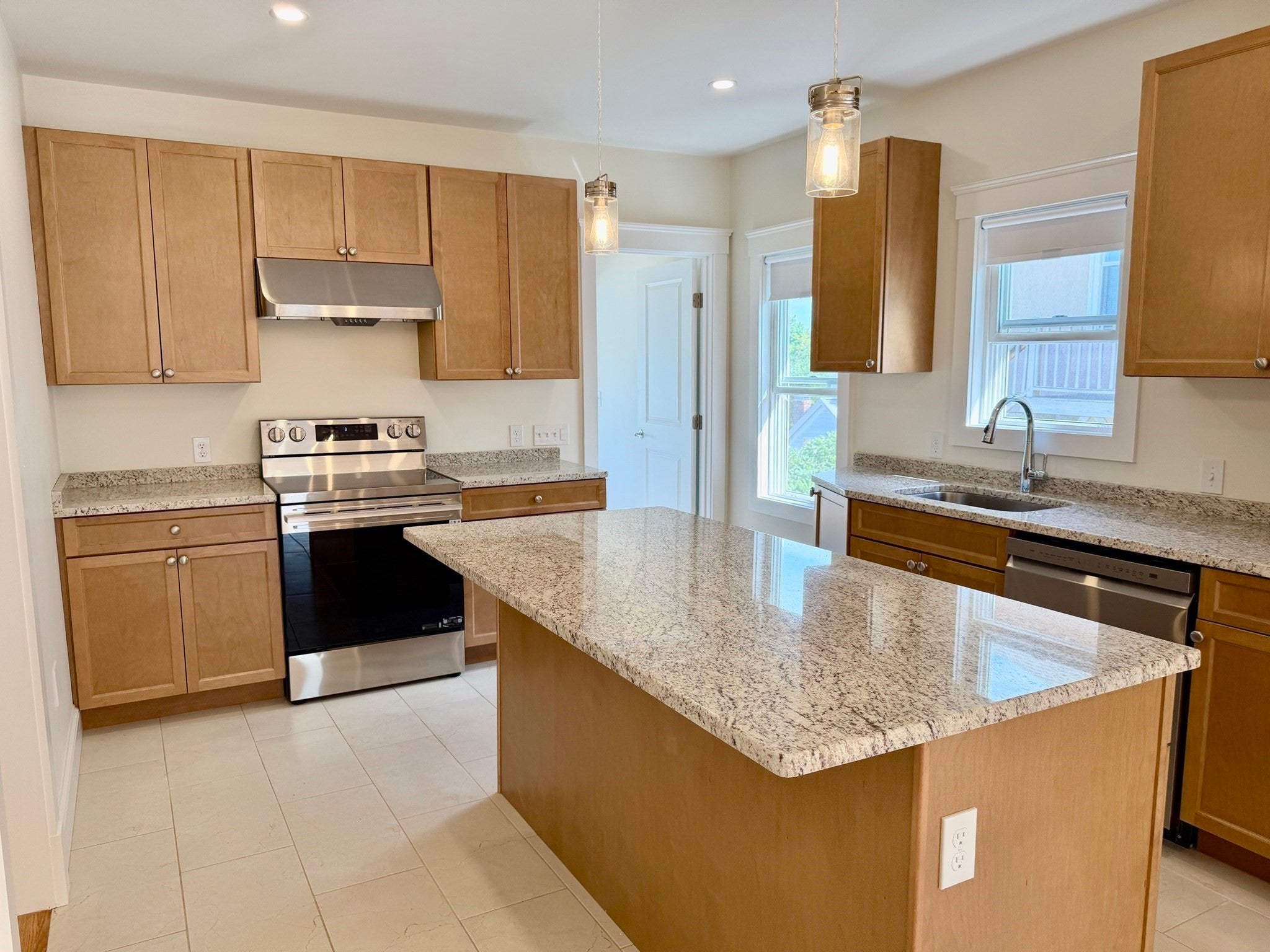 145 Windsor Ave #2, Watertown, MA, 145 Windsor Ave #2, Watertown, MA Photo #1