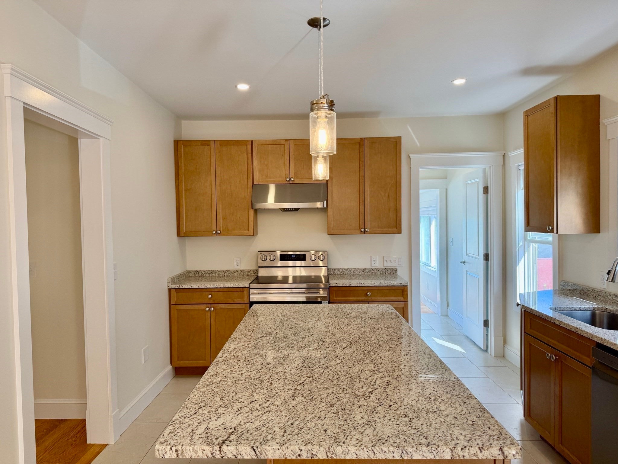 145 Windsor Ave #2, Watertown, MA, 145 Windsor Ave #2, Watertown, MA Photo #4