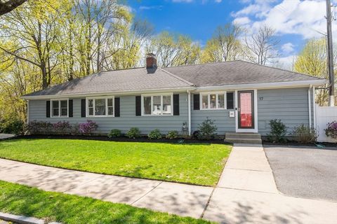 17 Penny Lane Stoneham MA 02180