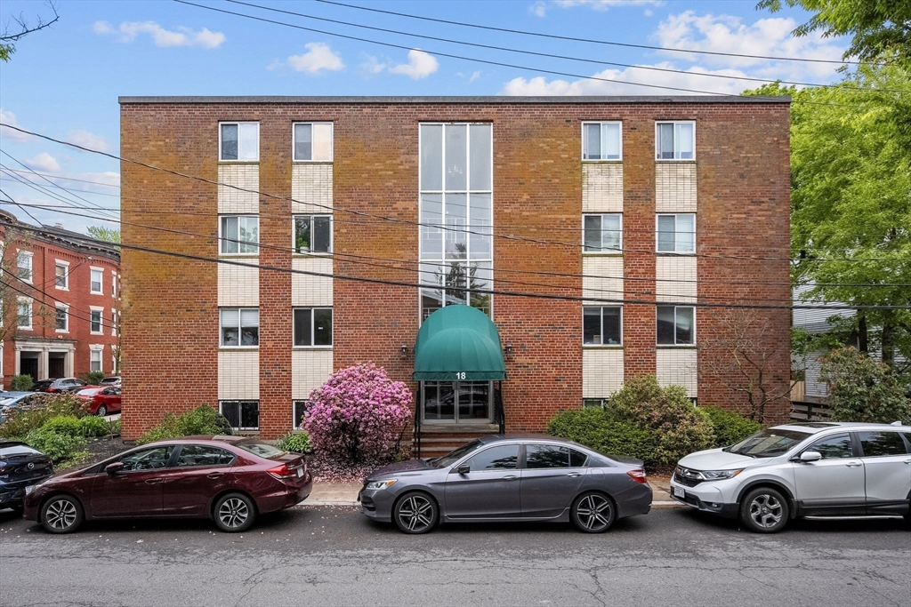 18 Pond St. 2