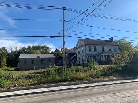104 Patriots Road Templeton MA 01468