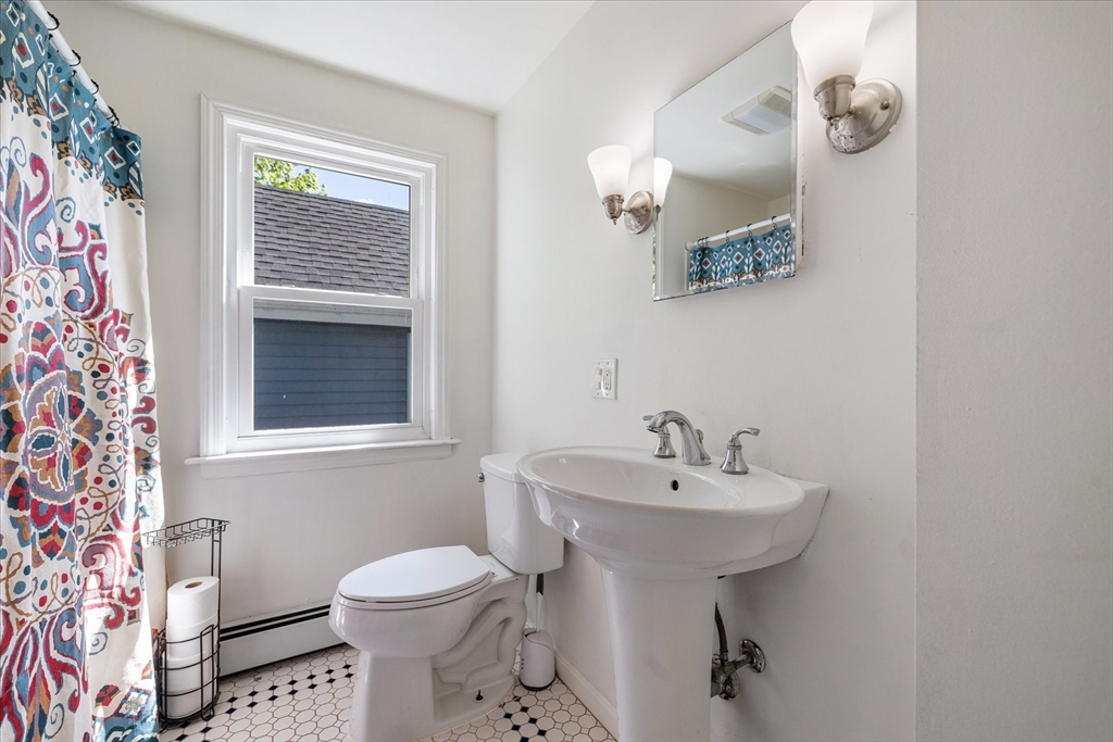 376 Pleasant St, Paxton, MA Photo #15