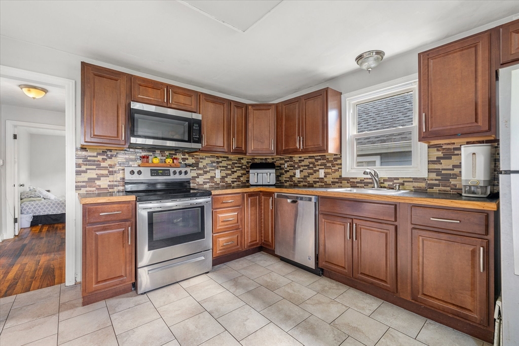 376 Pleasant St, Paxton, MA Photo #8