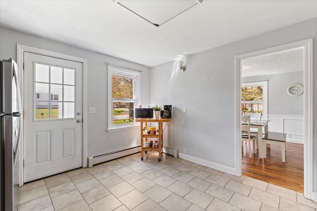 376 Pleasant St, Paxton, MA Photo #23
