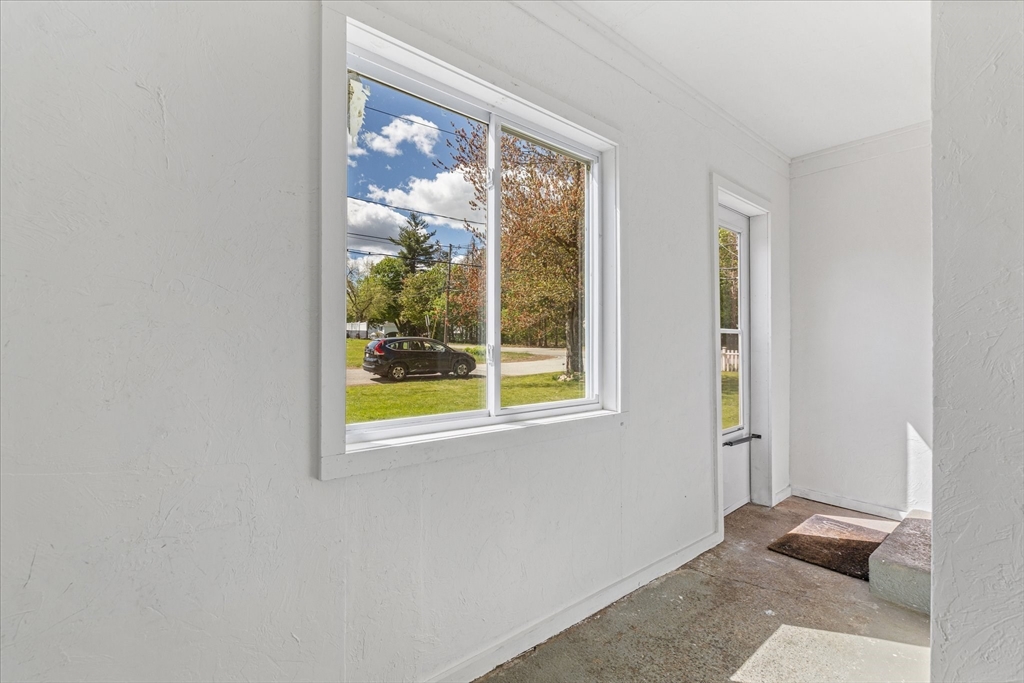 376 Pleasant St, Paxton, MA Photo #25