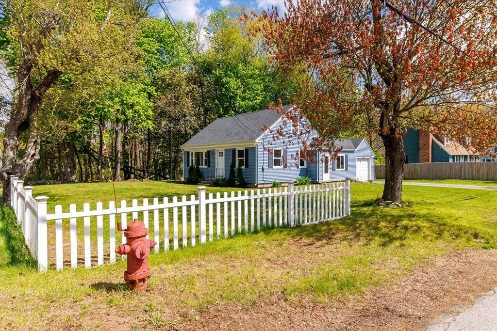 376 Pleasant St, Paxton, MA Photo #4