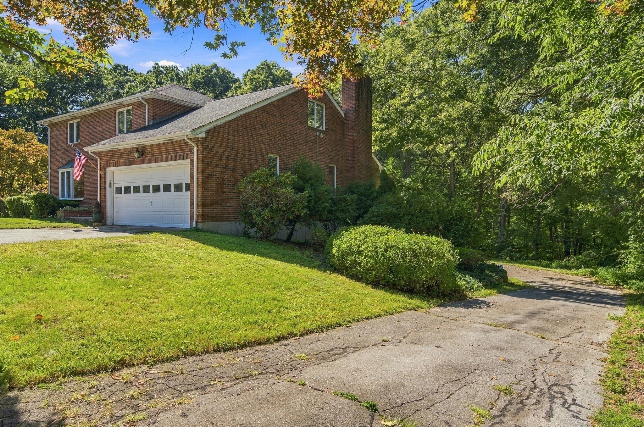 20 Lincoln DR, North Smithfield, RI Photo #4