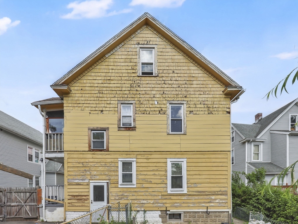 188-190 Commonwealth Ave
