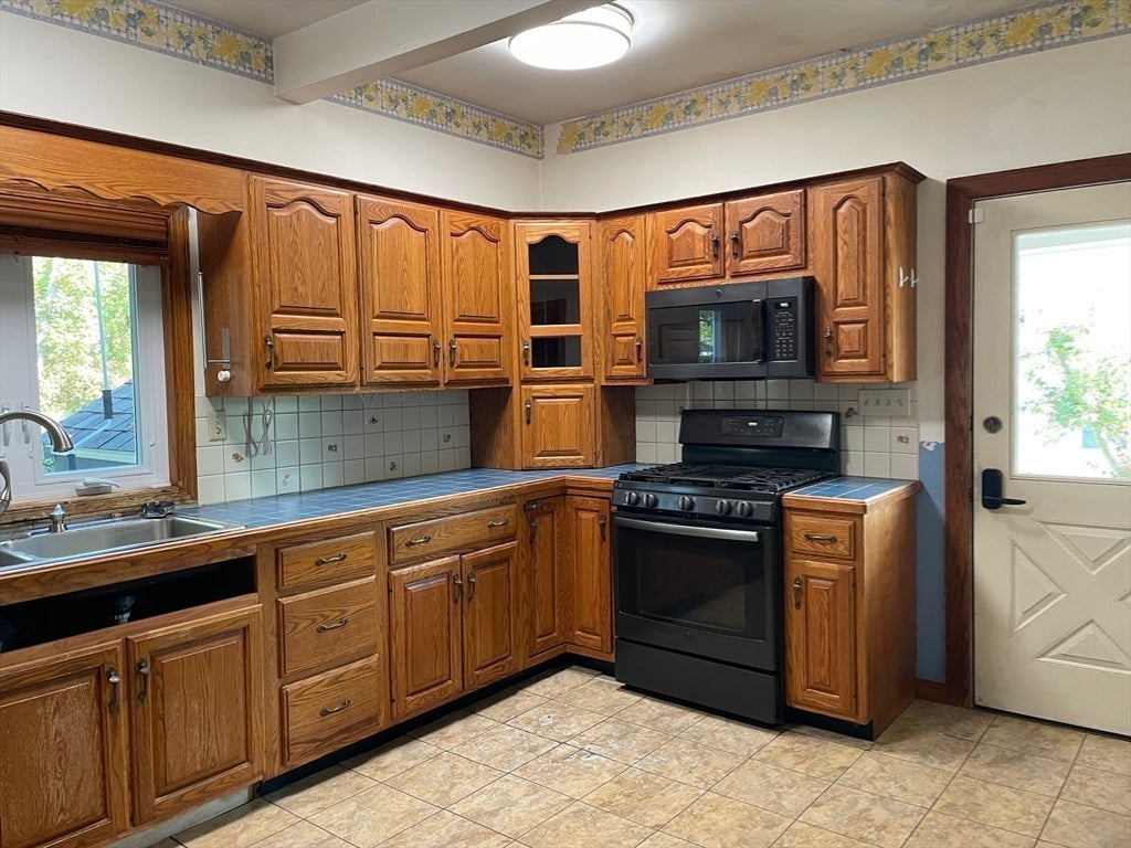 12 Tilton Ave, Brockton, MA, 12 Tilton Ave, Brockton, MA Photo #23