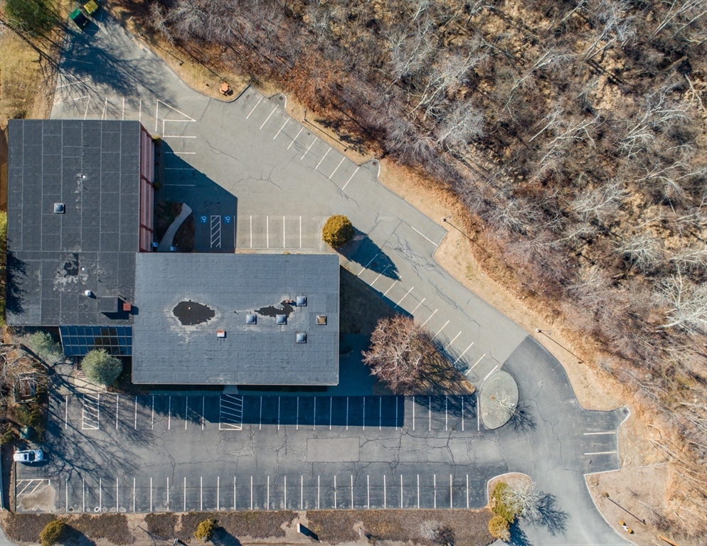 1017 Turnpike Street 16