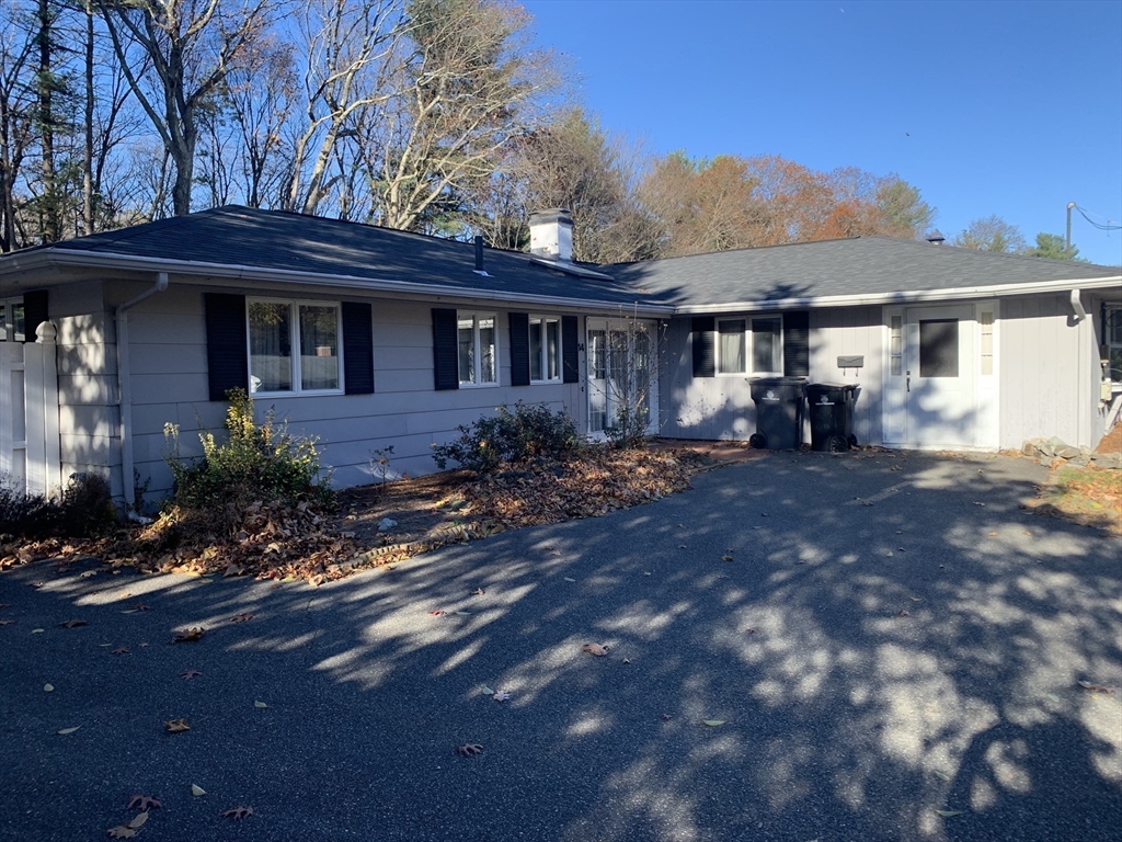 14 Eisenhower Rd