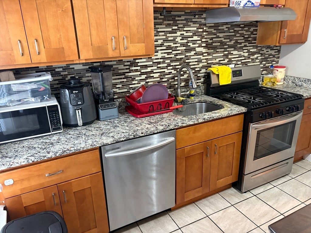12 Fairmont Place #2, Malden, MA, 12 Fairmont Place #2, Malden, MA Photo #6