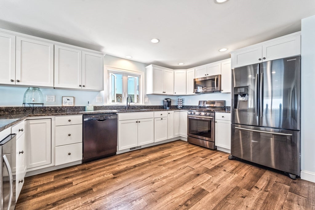 148 N End Blvd, Salisbury, MA, 148 N End Blvd, Salisbury, MA Photo #3