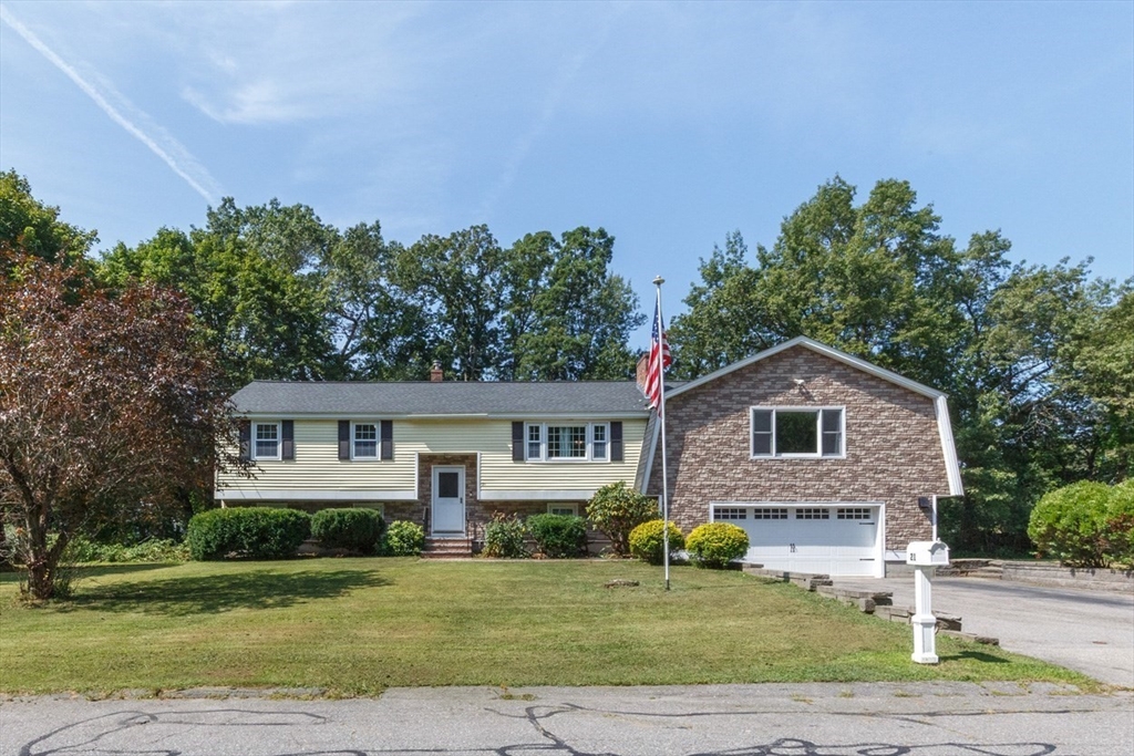21 Sue Ann Dr