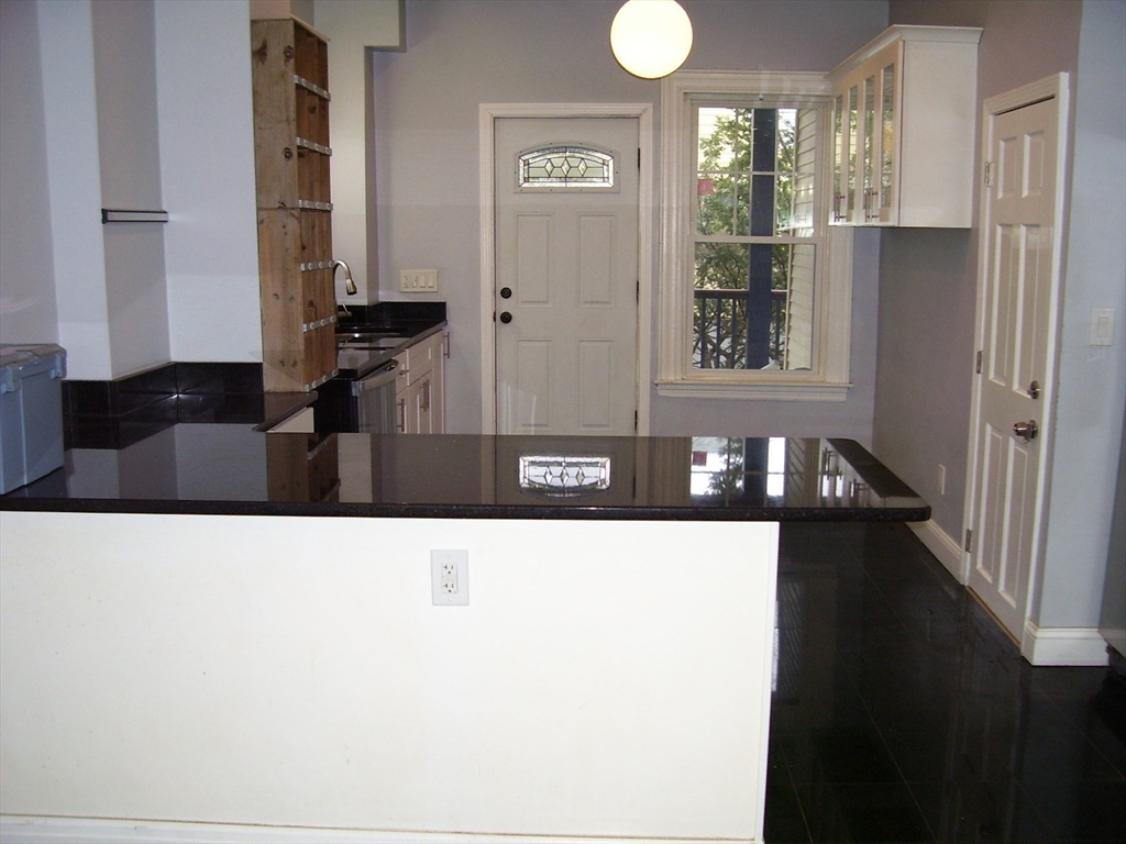 411 Atlantic Ave 411