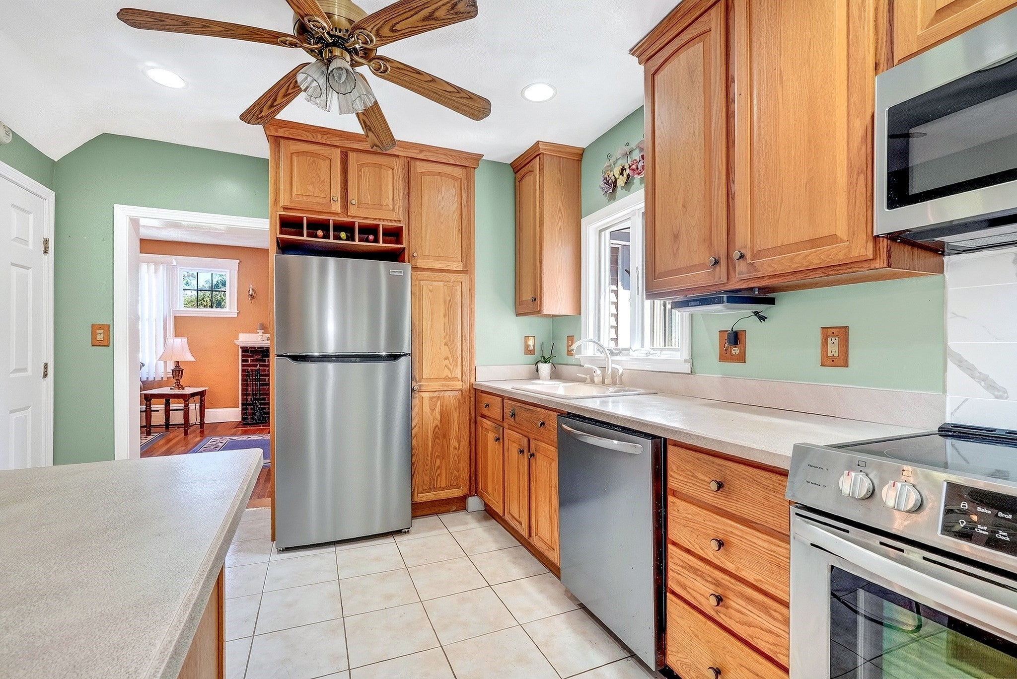 9 Cottage Street, Melrose, MA Photo #11