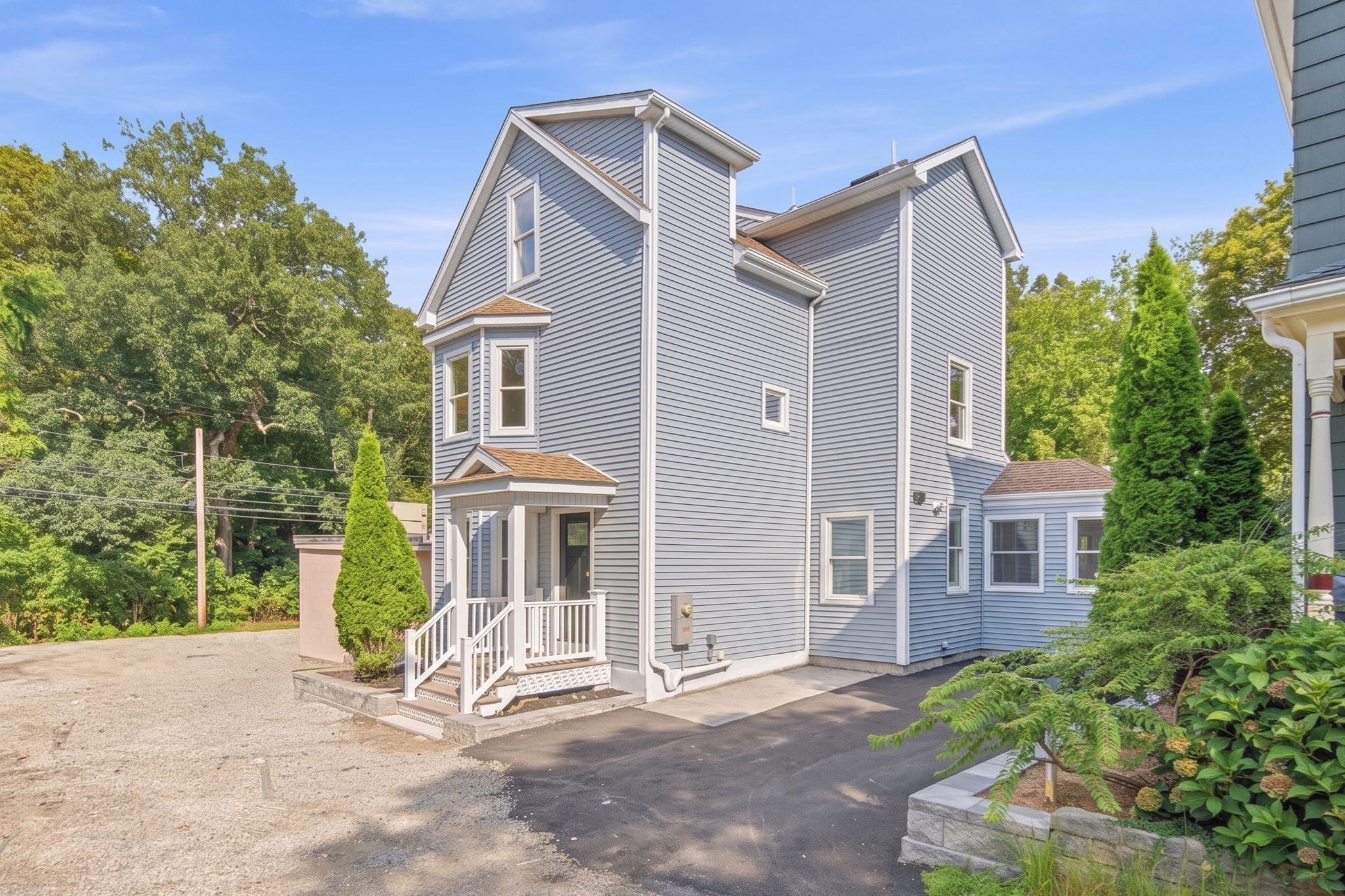 2 Summer Street Pl