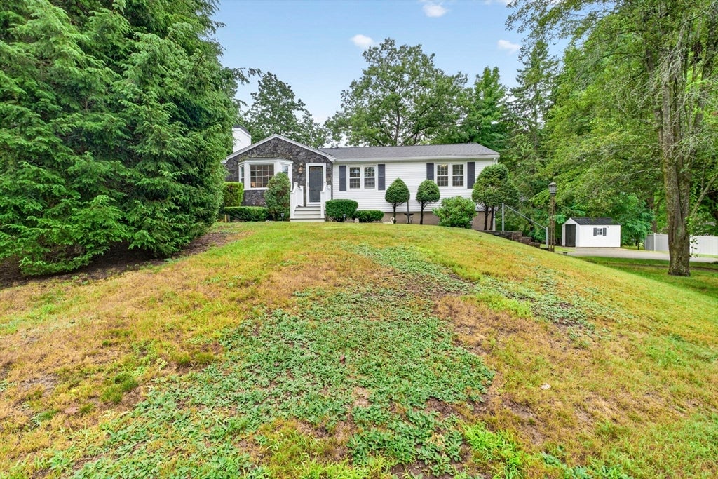 25 Gray Ter, Bedford, MA Photo #41
