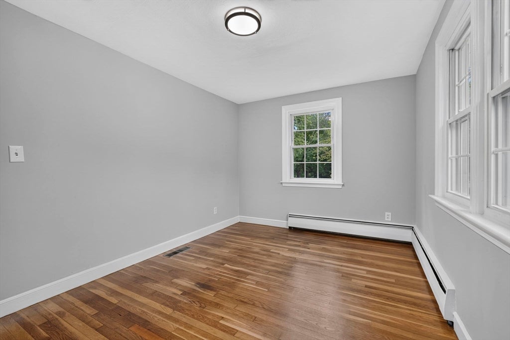 25 Gray Ter, Bedford, MA Photo #30