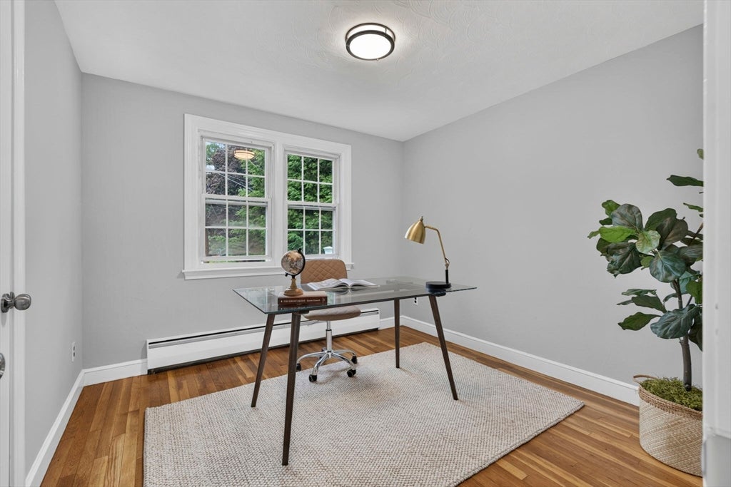25 Gray Ter, Bedford, MA Photo #22