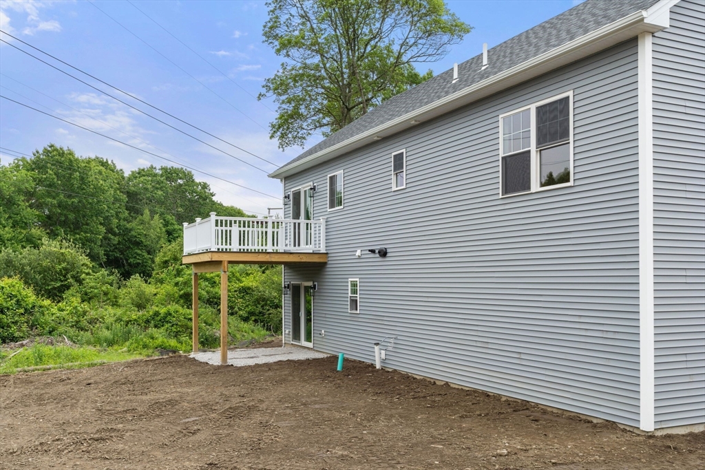 4 Bronson St