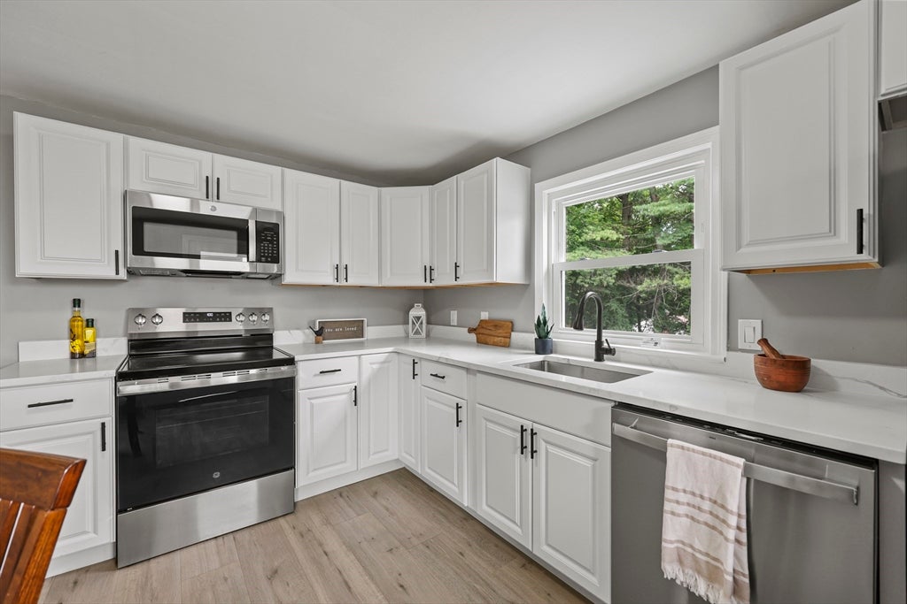 140 Cole Ave, Pittsfield, MA, 140 Cole Ave, Pittsfield, MA Photo #11