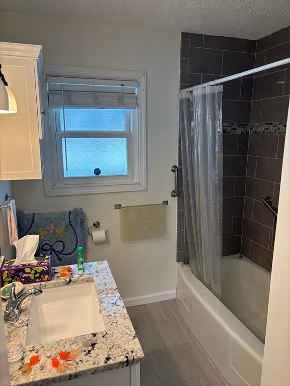 16 Kaveney St, Chicopee, MA Photo #20