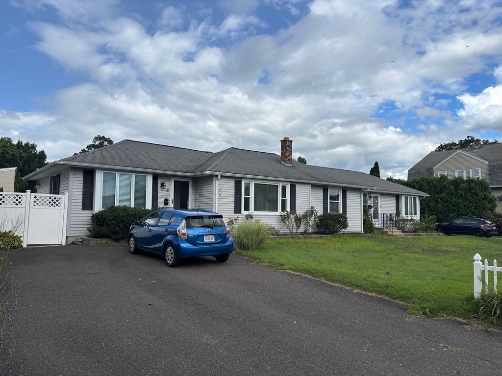 Photo of 16 Kaveney St, Chicopee, MA