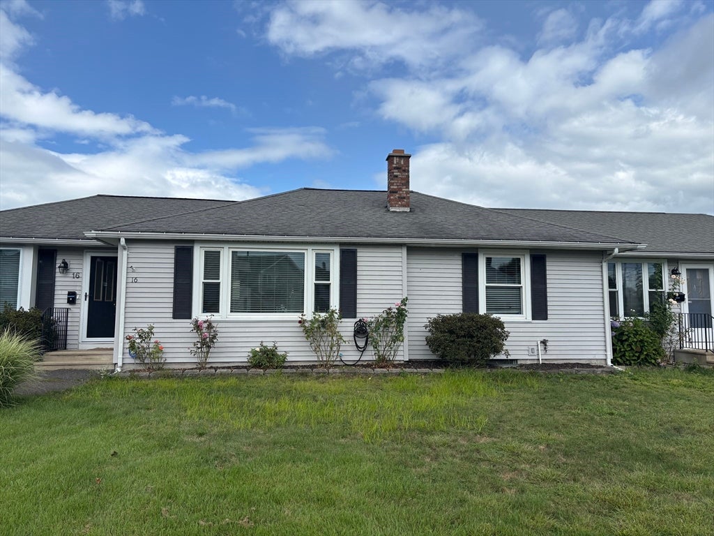 16 Kaveney St, Chicopee, MA Photo #3