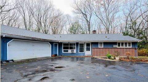 3 Oakridge Road Holden MA 01520