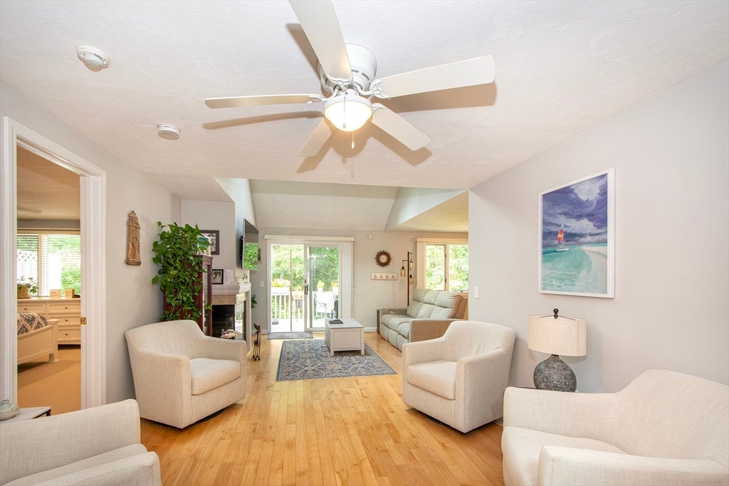 51 Portside Dr #51, Mashpee, MA, 51 Portside Dr #51, Mashpee, MA Photo #17