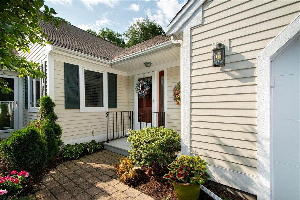 51 Portside Dr #51, Mashpee, MA, 51 Portside Dr #51, Mashpee, MA Photo #3