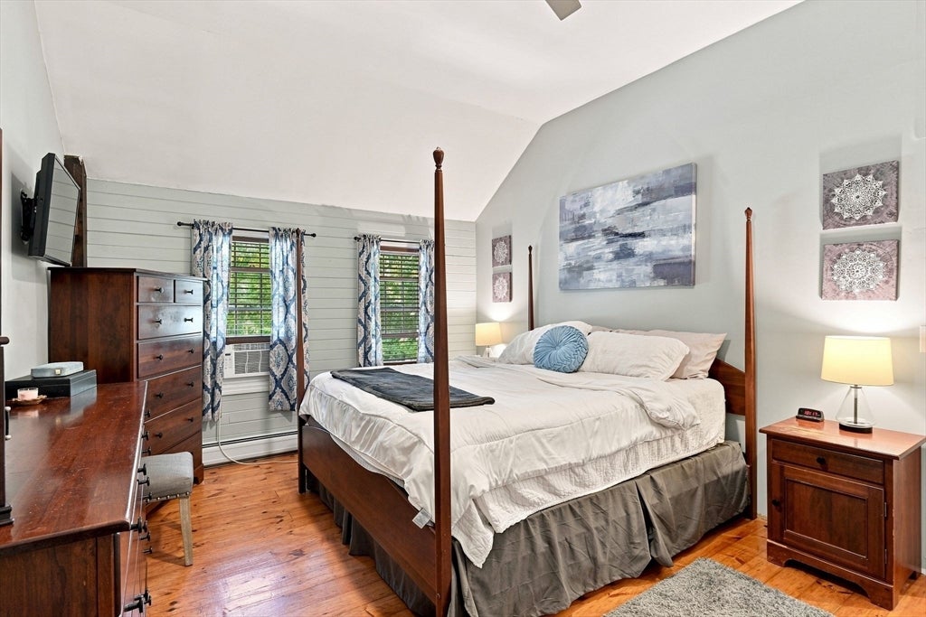 61 Breakneck Rd, Sturbridge, MA, 61 Breakneck Rd, Sturbridge, MA Photo #28