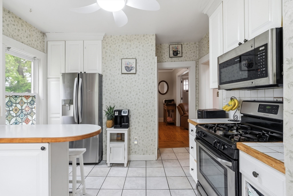48 Thelma Ave, Somerset, MA Photo #14
