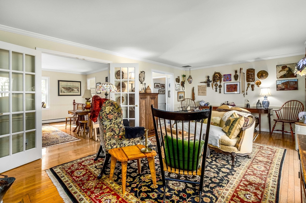 218 Oakmont Rd