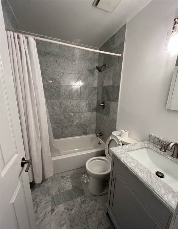 298 Commonwealth Ave 201